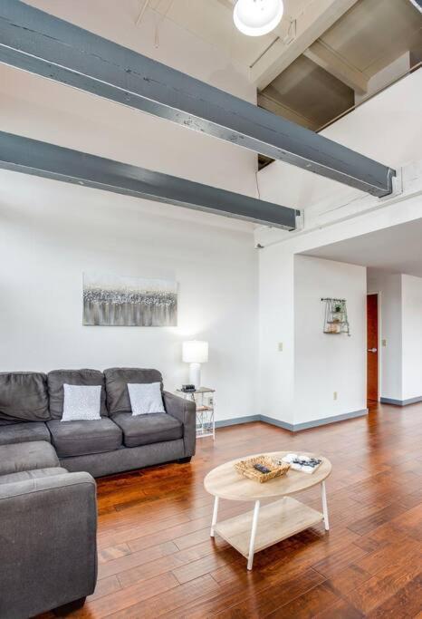 Centric Modern Loft W/ King Beds Apartment Rochester Exterior photo