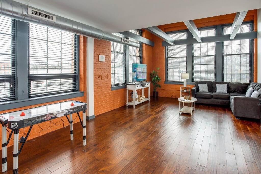 Centric Modern Loft W/ King Beds Apartment Rochester Exterior photo